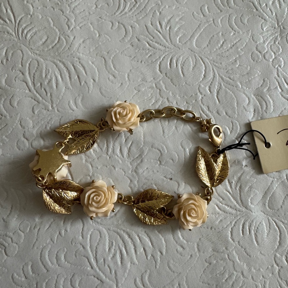 Patricia Nash Floral Link Line Bracelet - Picture 4 of 4